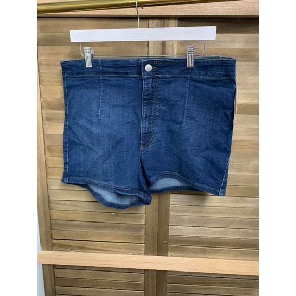 NWT Wild Fable Hishest Rise Denim Shorts Womens Plus Size 18 - Picture 1 of 5